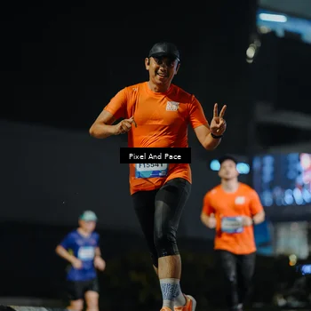 Runner Photo 7782478