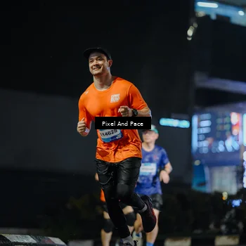 Runner Photo 7782490