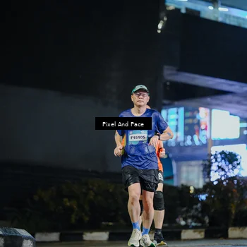 Runner Photo 7782492