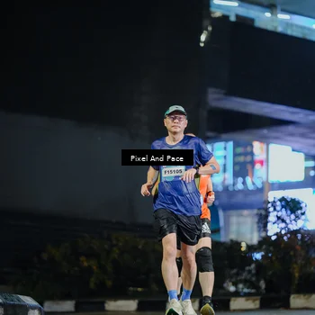 Runner Photo 7782493