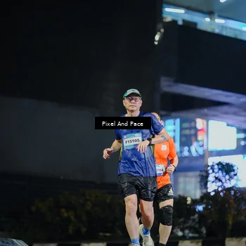 Runner Photo 7782497