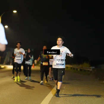 Runner Photo 7782500