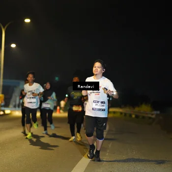 Runner Photo 7782528