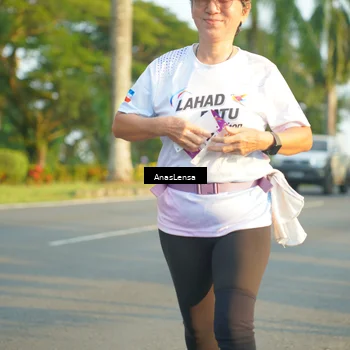 Runner Photo 7782552