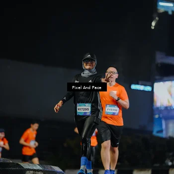 Runner Photo 7782562
