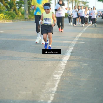 Runner Photo 7782574