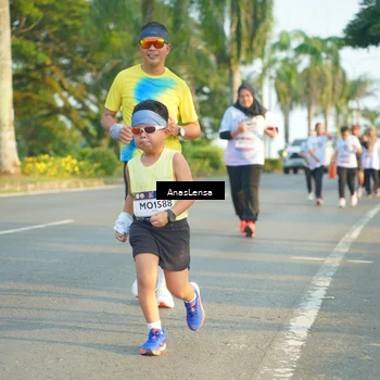 Runner Photo 7782575