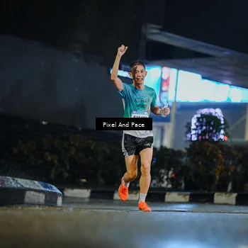 Runner Photo 7782577