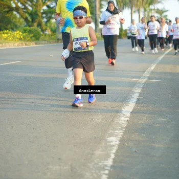 Runner Photo 7782586