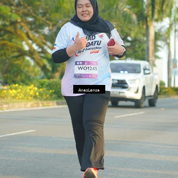 Runner Photo 7782623