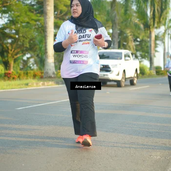 Runner Photo 7782625
