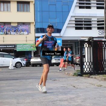 Runner Photo 7782626