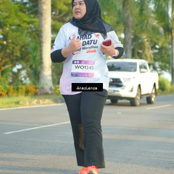 Runner Photo 7782629