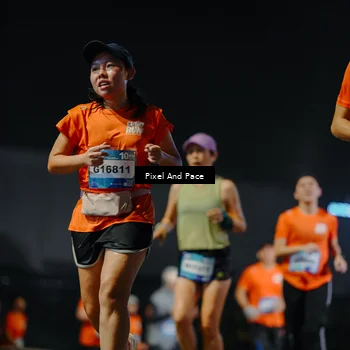 Runner Photo 7782646