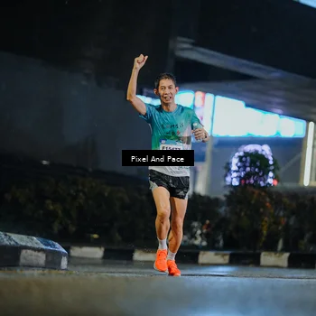 Runner Photo 7782683
