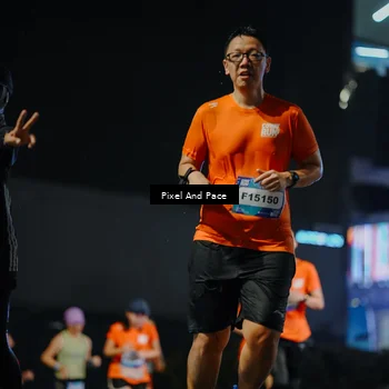 Runner Photo 7782689
