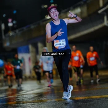 Runner Photo 7782699