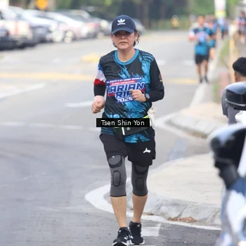 Runner Photo 7782716