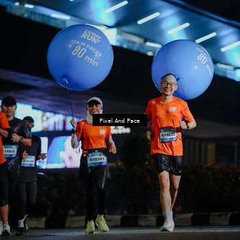 Runner Photo 7782743