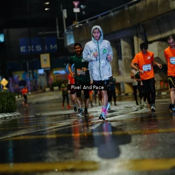 Runner Photo 7782753