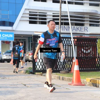 Runner Photo 7782792