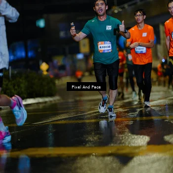 Runner Photo 7782813