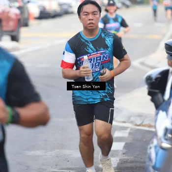 Runner Photo 7782837