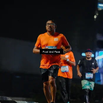 Runner Photo 7782850