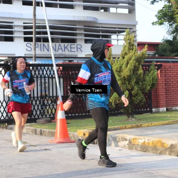 Runner Photo 7782851
