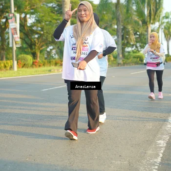 Runner Photo 7782853