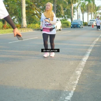 Runner Photo 7782868