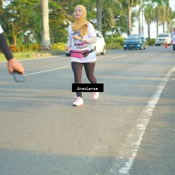 Runner Photo 7782870