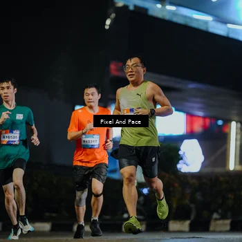 Runner Photo 7782872