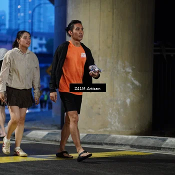 Runner Photo 7782893