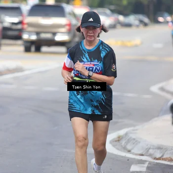 Runner Photo 7782913