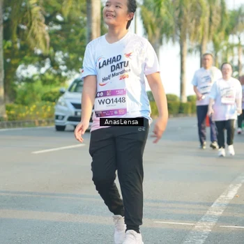 Runner Photo 7782931