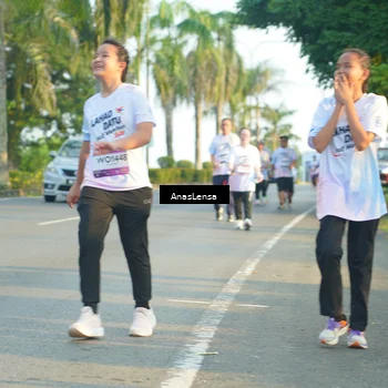 Runner Photo 7782938