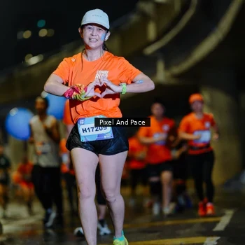 Runner Photo 7782972
