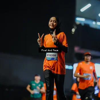 Runner Photo 7782990