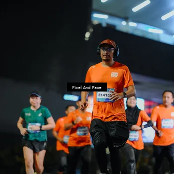 Runner Photo 7782999