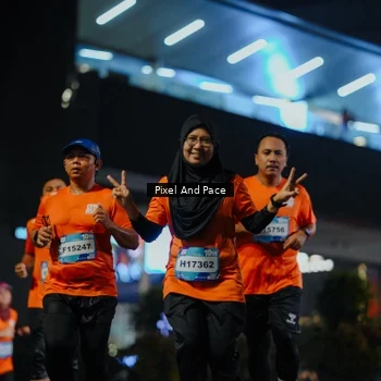 Runner Photo 7783022