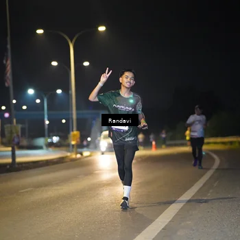 Runner Photo 7783076