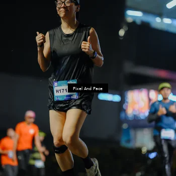 Runner Photo 7783090