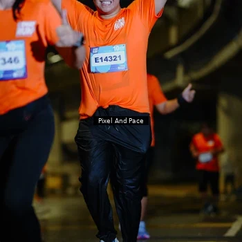 Runner Photo 7783103