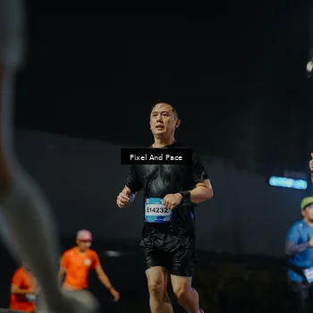 Runner Photo 7783105