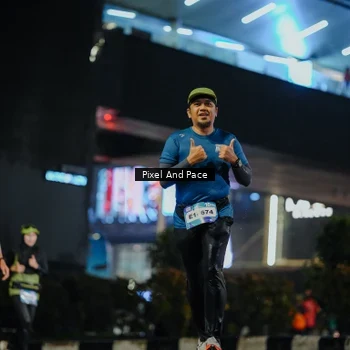Runner Photo 7783129