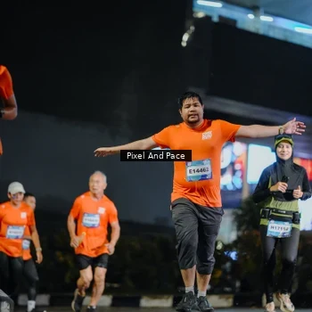 Runner Photo 7783131