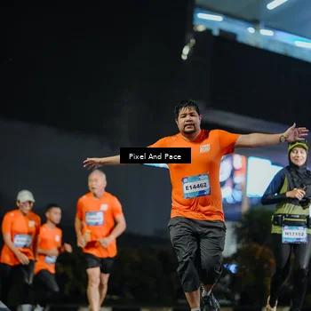 Runner Photo 7783143