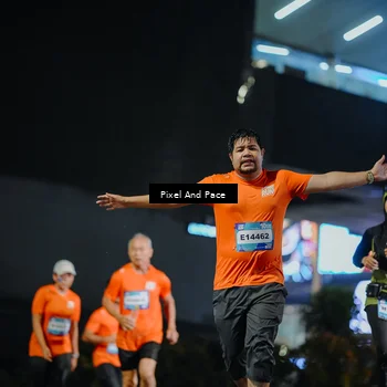 Runner Photo 7783149