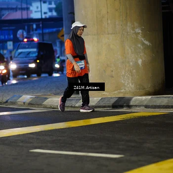 Runner Photo 7783158